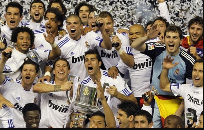 Trận chung kết cúp Nhà vua năm 2011, Real giành chiến thắng