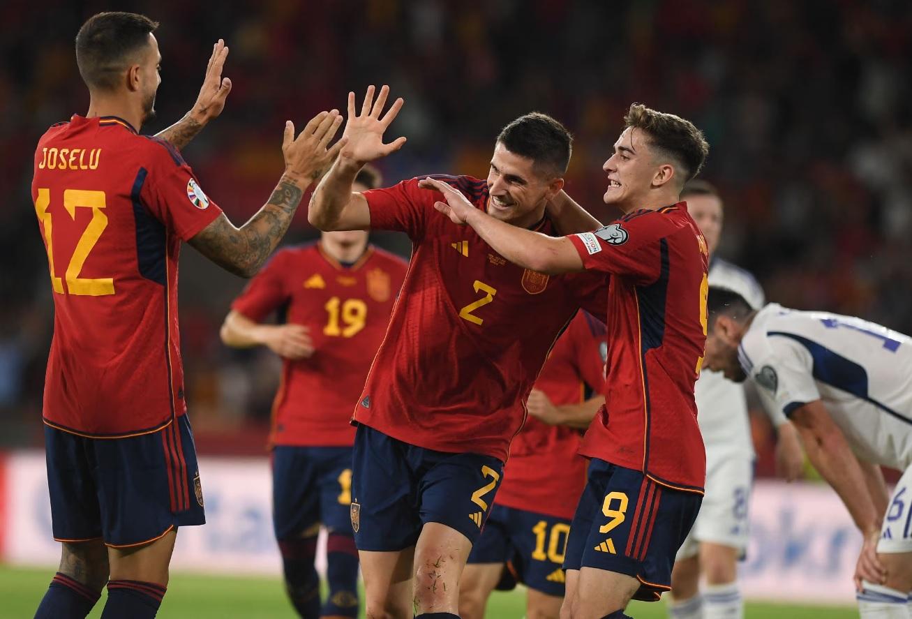 Tây Ban Nha với phong độ thi đấu cực cao Tây Ban Nha với phong độ thi đấu cực cao